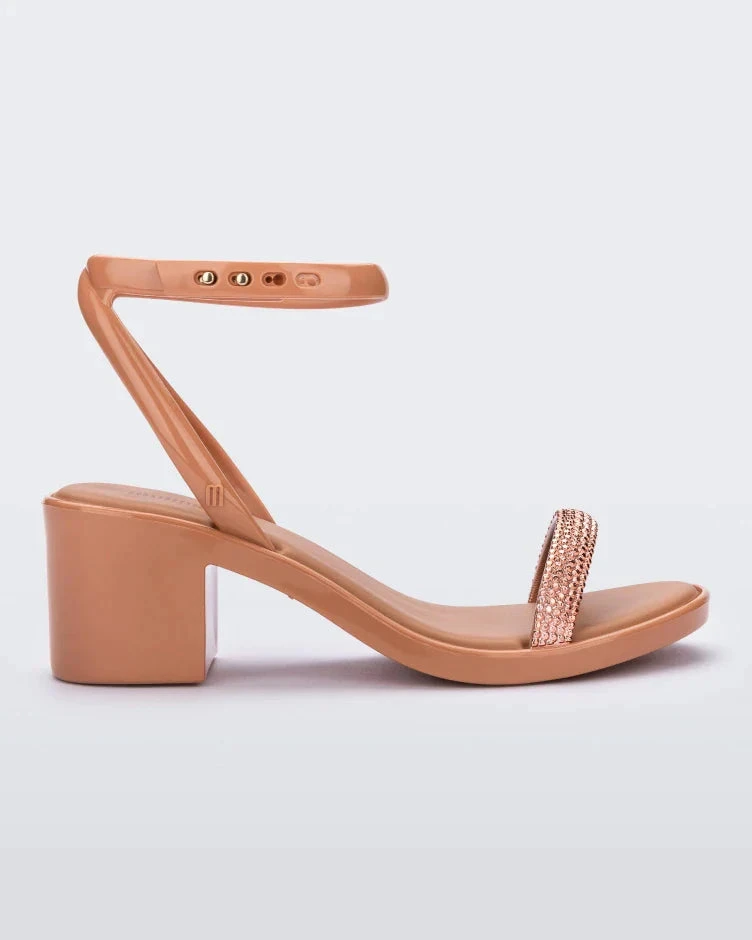 Melissa Shiny 3 Melissa Shiny